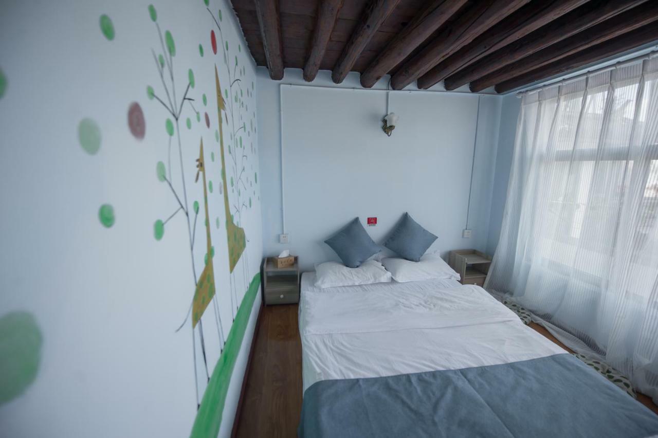 Dali Spring Field Hostel Exterior photo
